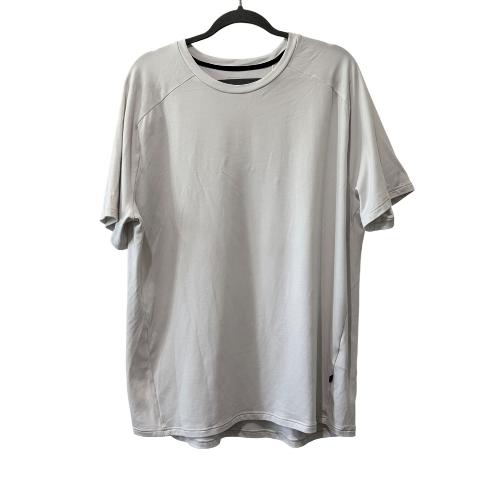 On Running Focus-T Shirt Men XXL White Short Sleeve Activewear Performance Top